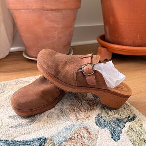 Clarks Womens Paizlee Nora Clog size 9.5